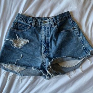 Distressed high waisted shorts